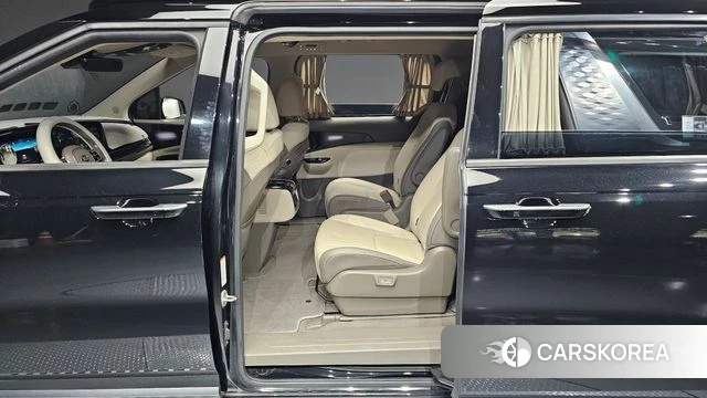 Kia Carnival 4th generation 2021 Черный из Кореи, фото 2