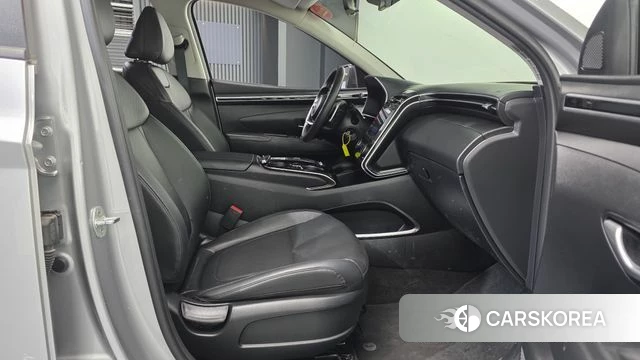 Hyundai Tucson (NX4) 2022 Серебристо-серый из Кореи, фото 2