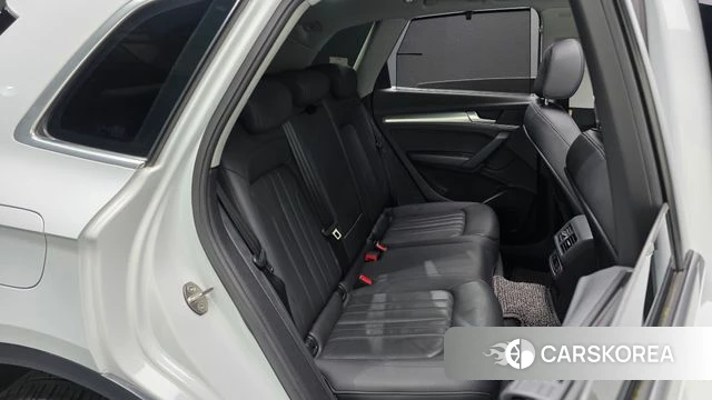 Audi Q5 (FY) 2021 Белый из Кореи, фото 2