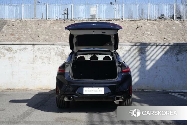 BMW X4 2025 Черный из Китая, фото 2