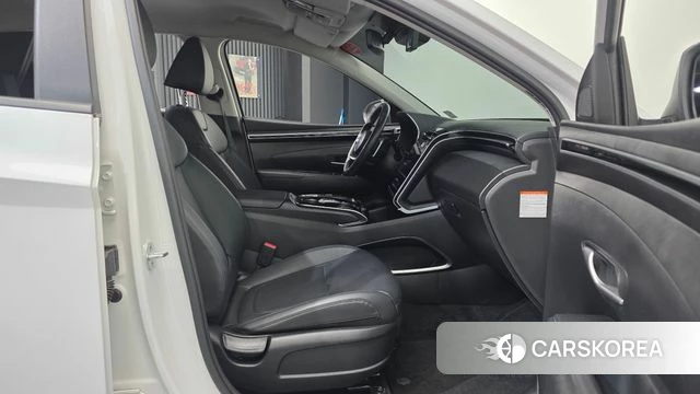 Hyundai Tucson Hybrid (NX4) 2022 Белый из Кореи, фото 2