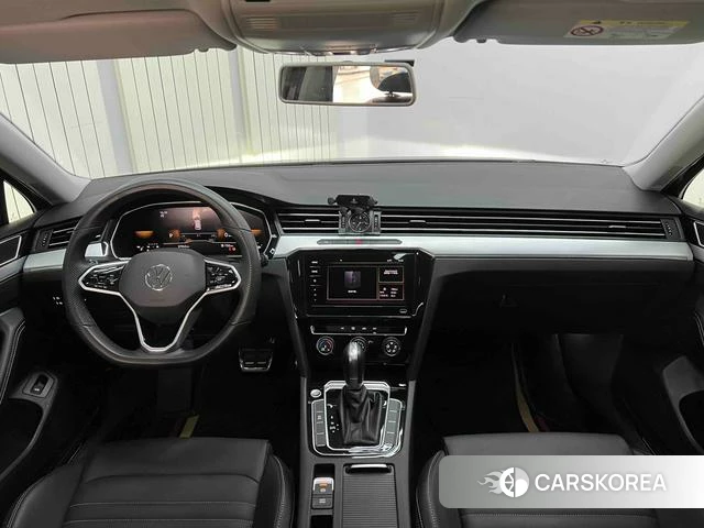 Volkswagen Magotan 2024 Черный из Китая, фото 2