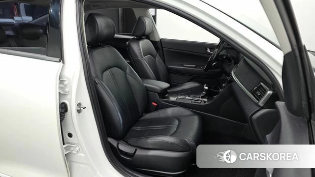 Kia The New K5 2nd generation 2019 Белый из Кореи, фото 2