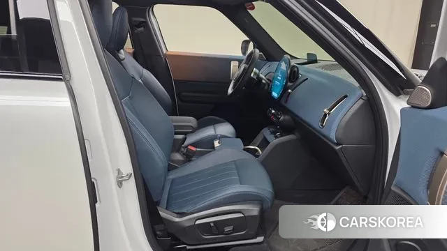 Mini Cooper S Countryman 3rd Generation 2024 Белый из Кореи, фото 2