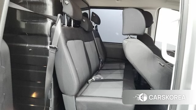 Hyundai Staria 2025 Серебряный из Кореи, фото 2