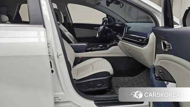 Kia Sportage 5th Generation 2021 Белый из Кореи, фото 2