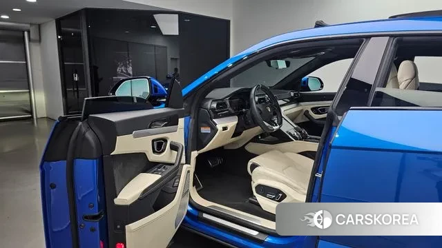 Lamborghini Urus 2019 Синий из Кореи, фото 2