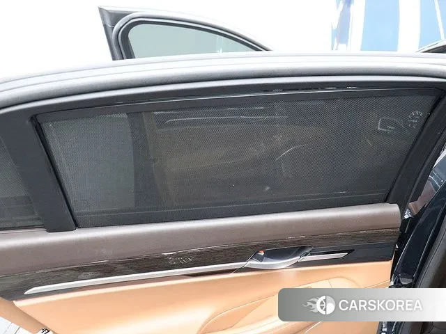 Genesis G90 2021 Синий из Кореи, фото 2