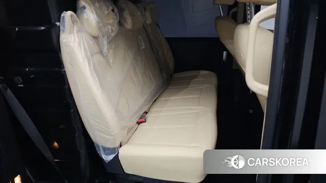 Hyundai Staria 2023 Черный из Кореи, фото 2