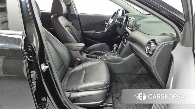 Hyundai Kona 2018 Черный из Кореи, фото 2