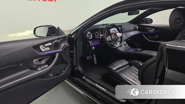 Mercedes-Benz E-Class W213 2019 Черный из Кореи, фото 2