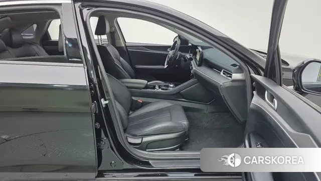 Kia K5 3rd generation 2022 Черный из Кореи, фото 2