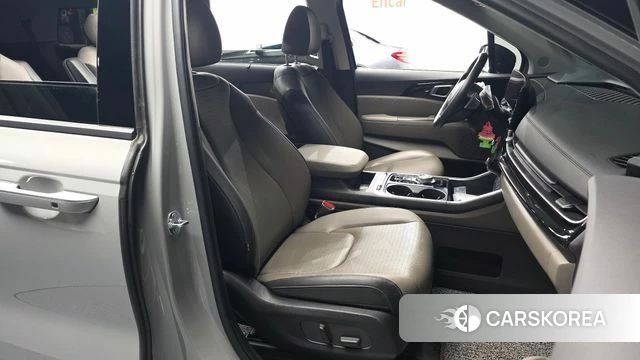 Kia The New Carnival 4th Generation 2024 Серый из Кореи, фото 2