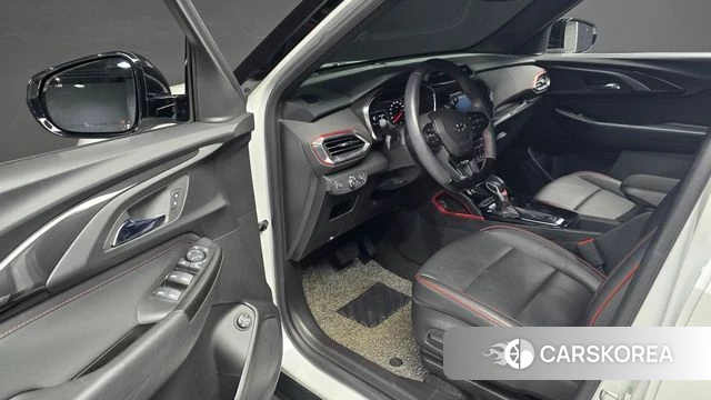 Chevrolet (GM Daewoo) Trailblazer 2021 Белый из Кореи, фото 2