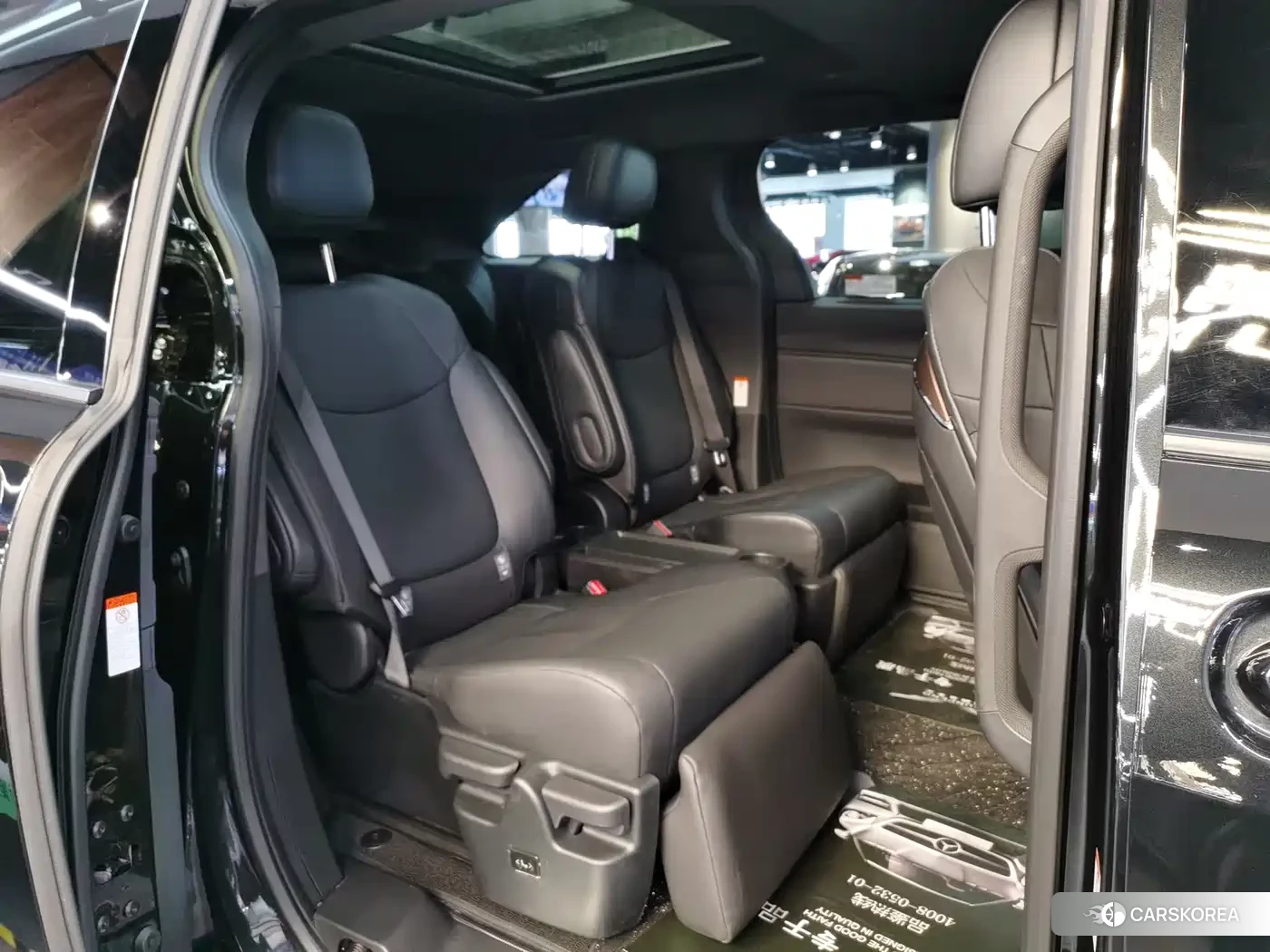 Toyota Granvia 2025 Черный из Китая, фото 2