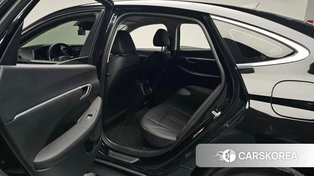 Hyundai Sonata Hybrid (DN8) 2021 Черный из Кореи, фото 2