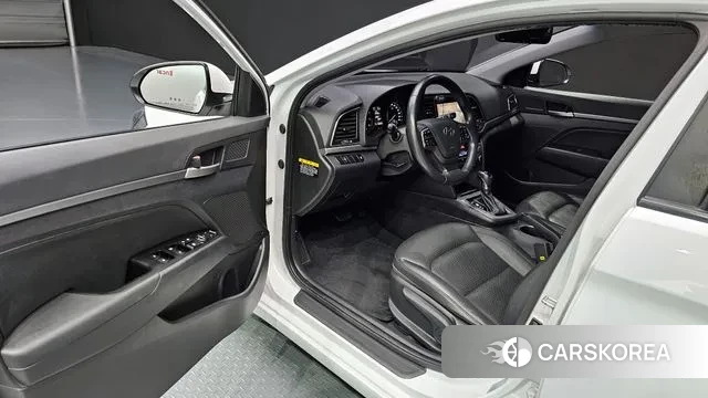 Hyundai Avante AD 2018 Белый из Кореи, фото 2