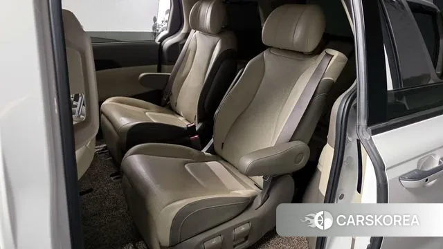 Kia Carnival 4th generation 2022 Белый из Кореи, фото 2