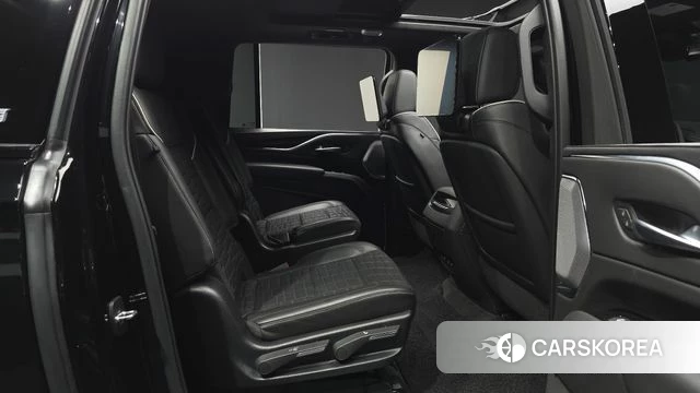 Cadillac Escalade 5th Generation 2022 Черный из Кореи, фото 2