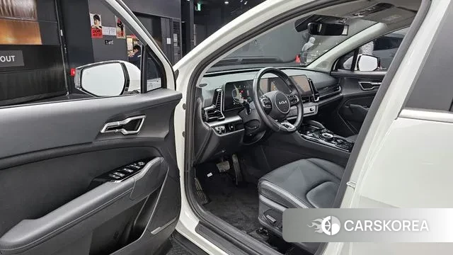 Kia Sportage 5th Generation 2024 Белый из Кореи, фото 2