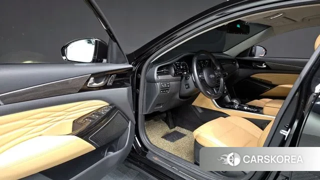 Kia K7 Premier 2021 Черный из Кореи, фото 2