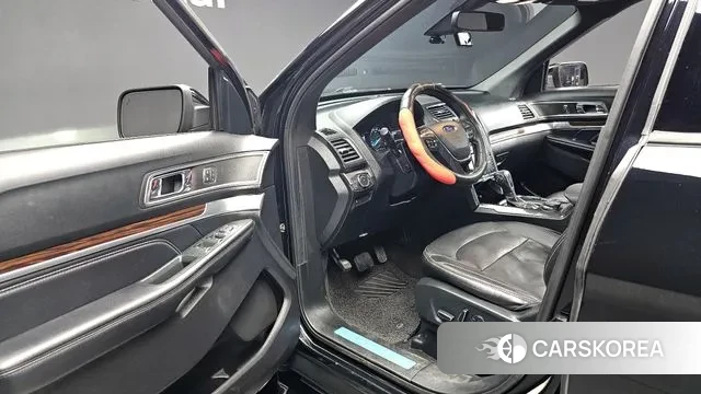 Ford Explorer 2018 Черный из Кореи, фото 2