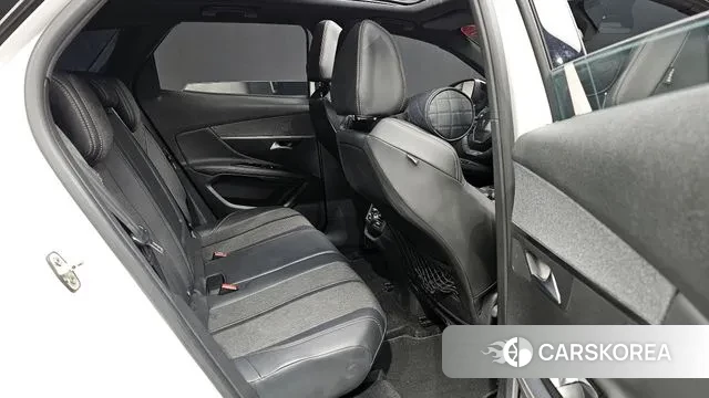 Peugeot 3008 second generation 2018 Белый из Кореи, фото 2