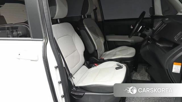 Kia The New Kia Ray EV 2023 Белый из Кореи, фото 2