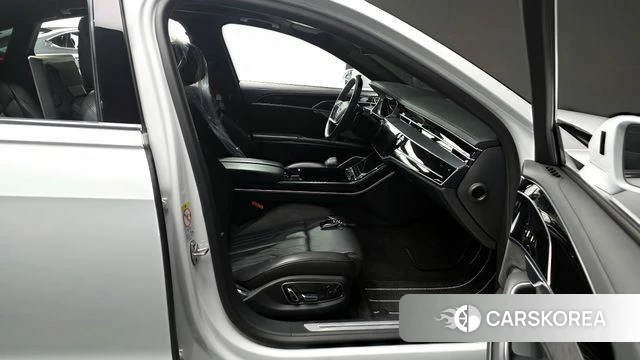 Audi A8 (D5) 2021 Белый из Кореи, фото 2