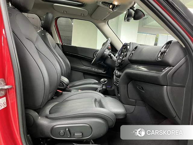 MINI COUNTRYMAN 2019 Красный из Китая, фото 2