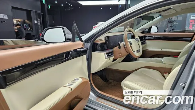 Hyundai Grandeur Hybrid (GN7) 2023 Серебристо-серый из Кореи, фото 2