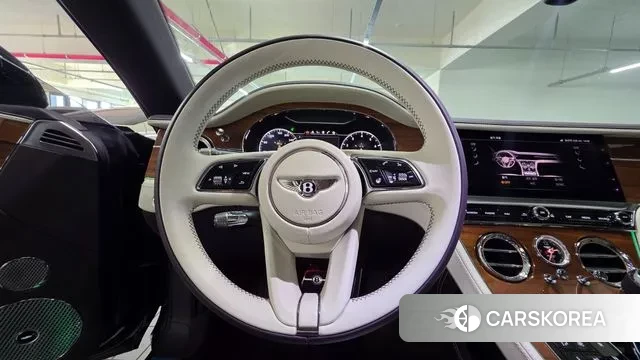 Bentley Continental GT 3rd Generation 2023 Черный из Кореи, фото 2