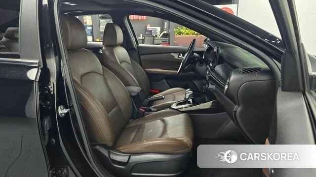 Kia Come New K3 2021 Черный из Кореи, фото 2