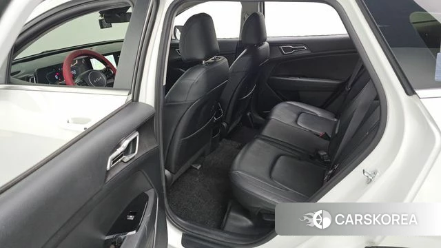Kia Sportage 5th Generation 2022 Белый из Кореи, фото 2