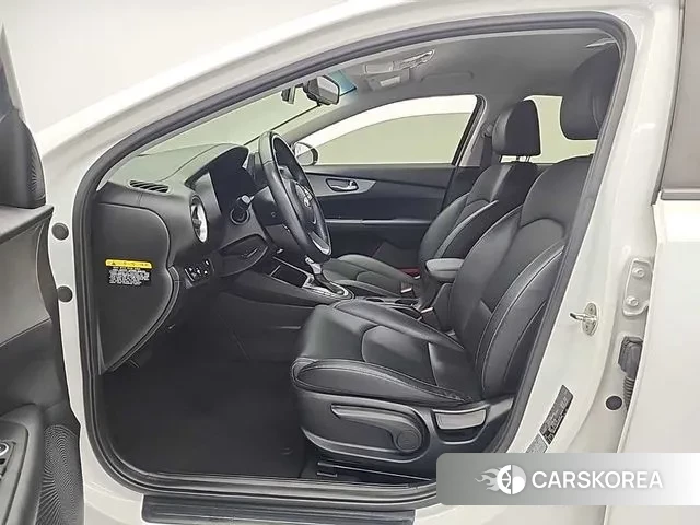 Kia Come New K3 2021 Белый из Кореи, фото 2