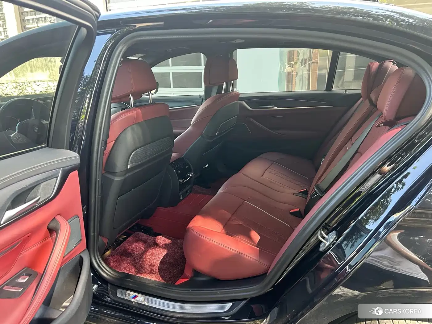 BMW 5 series 2023 Черный из Китая, фото 2
