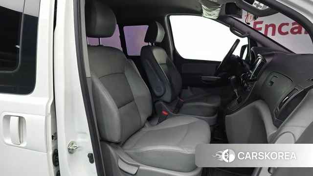 Hyundai The New Grand Starex 2018 Серебряный из Кореи, фото 2