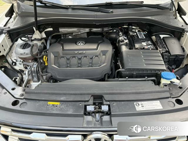 Volkswagen Tiguan L 2019 Белый из Китая, фото 2