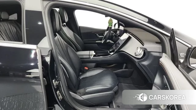 Mercedes-Benz EQE V295 2022 Черный из Кореи, фото 2