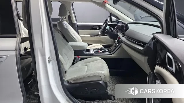 Kia Carnival 4th generation 2020 Белый из Кореи, фото 2