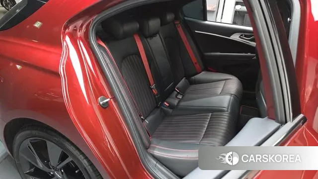 Genesis The New G70 Shooting Brake 2023 Красный из Кореи, фото 2