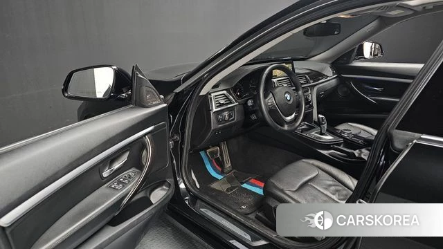 BMW 3 Series GT (F34) 2018 Черный из Кореи, фото 2