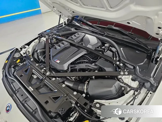 BMW M4 (G82) 2023 Белый из Кореи, фото 2
