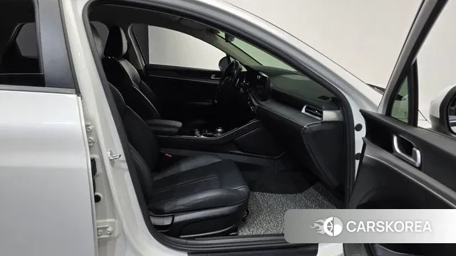 Kia K5 3rd generation 2020 Белый из Кореи, фото 2