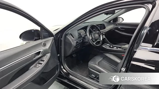 Hyundai Sonata (DN8) 2021 Черный из Кореи, фото 2