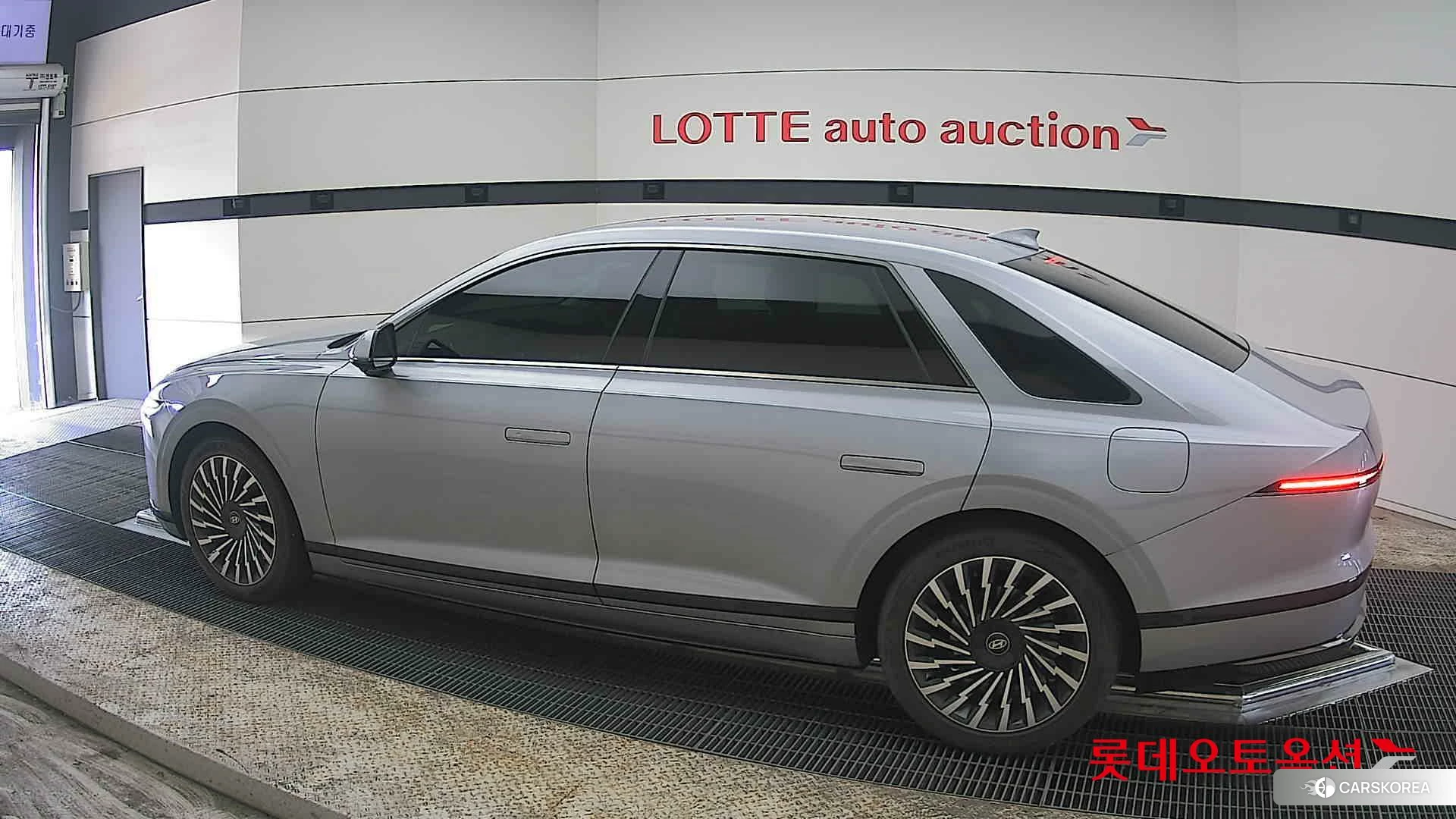 Hyundai Grandeur 2023 Другое из Кореи, фото 2