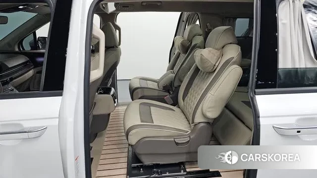 Kia Carnival 4th generation 2023 Белый из Кореи, фото 2