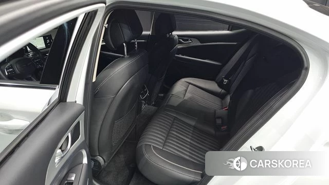Genesis The New G70 2024 Белый из Кореи, фото 2