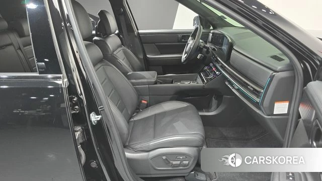 Hyundai Santa Fe (MX5) 2024 Черный из Кореи, фото 2