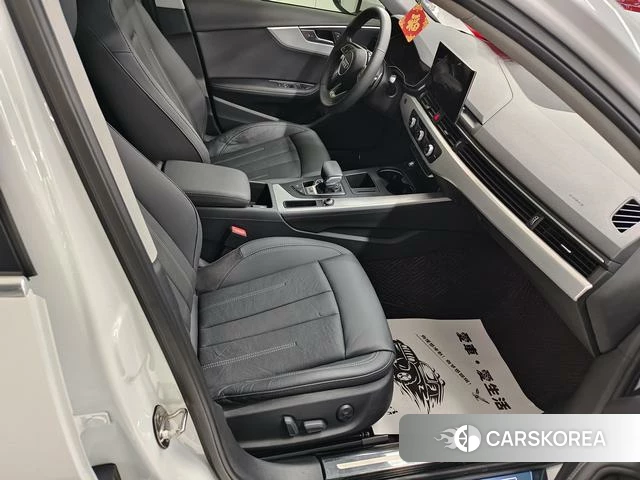 Audi A4L 2021 Белый из Китая, фото 2
